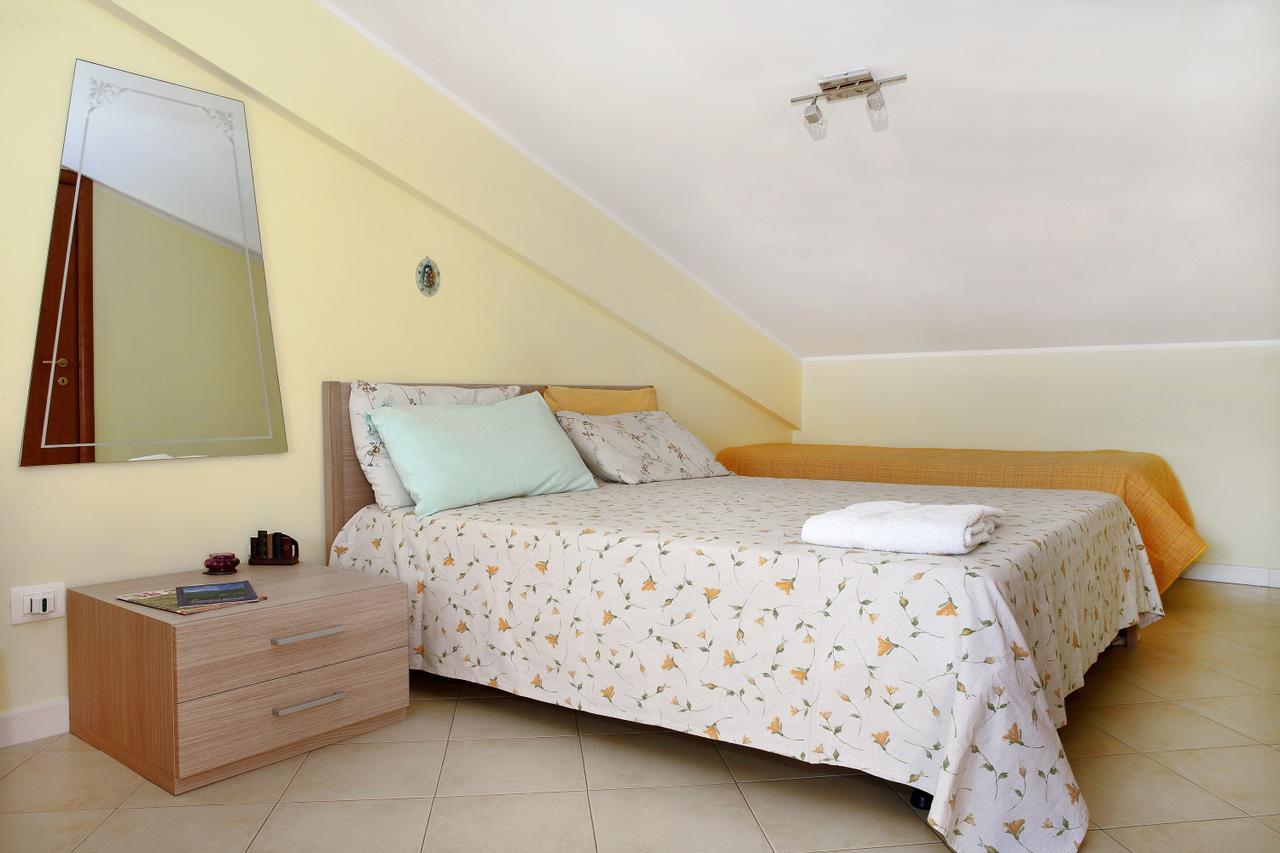 אסראלה Adriana Casa Vacanze Mare Etna Sicilia מראה חיצוני תמונה